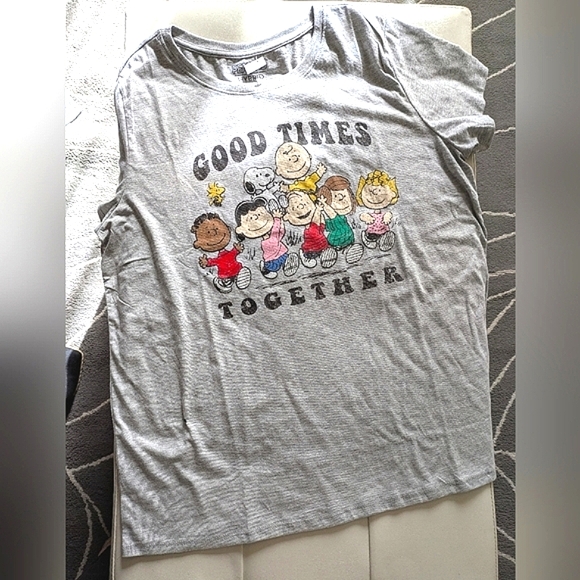 NWT Peanuts Charlie Brown 'Goodtimes "Tee - Picture 7 of 7